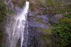 A228, Hanakapi'ai Falls, Kauai, Hawaii, USA, 2007