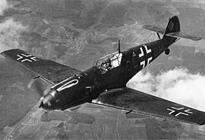 Bf 109E-3 in flight (1940)