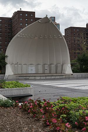 Damrosch Park - Lincoln Center for the Performing Arts, New York, NY, USA - August 20, 2015.jpg