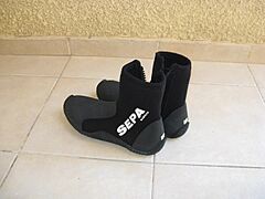 Diving boots