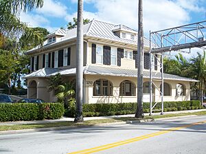 Fort Myers FL Towles House01