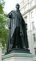 George VI - Statue - Carlton House Terrace - London - 310504.jpg
