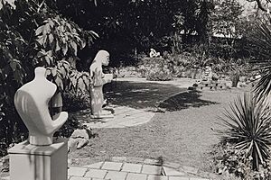 Johnstone garden in Cintra Rd in Bowen Hills in 1952 later renamed The Johnstone Gallery