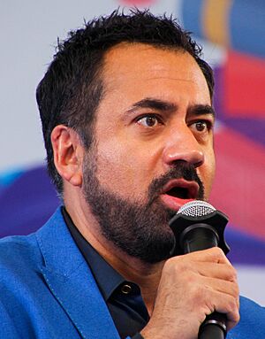 Kal Penn at the 2025 Jaipur Literature Festival 01 (cropped).jpg