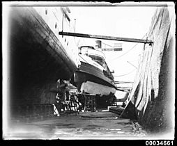 Manly ferry SS BARAGOOLA at Morts Dock (7646829026)