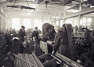 Metal workers in Tampere workshop 1955
