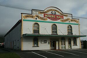 Miners' Hall, Runanga - panoramio