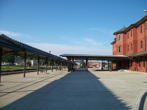 Rocky Mount Amtrak-ACL Station; Trackside Canopies