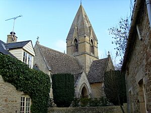 St Peters Church Daylesford - geograph.org.uk - 1100644