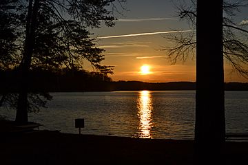 Sun reflection at Lake Bowen