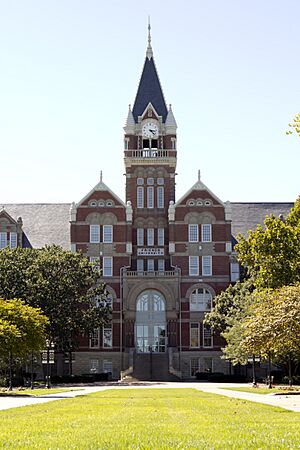 University Hall, Friends University