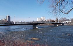 Adàwe Crossing, Ottawa, view looking north, March 2016.jpg