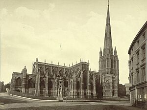 Bristol. Church of Saint Mary Redcliffe (3611587784)