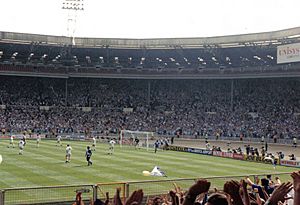 Bristol Rovers v Tranmere Rovers, Wembley 1990 (344523653)
