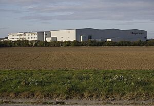 Ebuyer.com warehouse, Howden - geograph.org.uk - 1520455