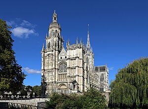 Evreux Cathédrale R01