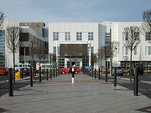 Hospital Entrance - geograph.org.uk - 363896