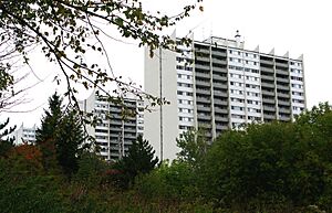 Jane-Exbury Towers by Uno Prii - Toronto, Ontario, Canada