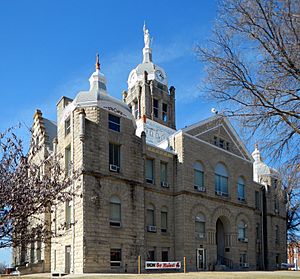 Johnson County Courthouse in Warrensburg