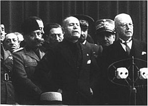 Mussolini a Torino nel 1932 con Giovanni Agnelli