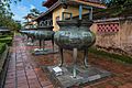 Neun dynastische Urnen von Hue, Vietnam (38834362474)