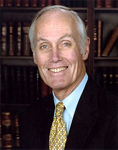 Slade Gorton, official Senate photo portrait.jpg