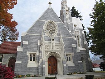 St. Mary's Church, Augusta, Maine.jpg