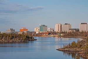 Yellowknife IMG 2950 (14625896813)