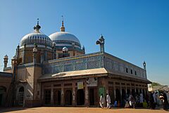 The tomb of Khawaja Ghulam Fareed is located in Mithankot