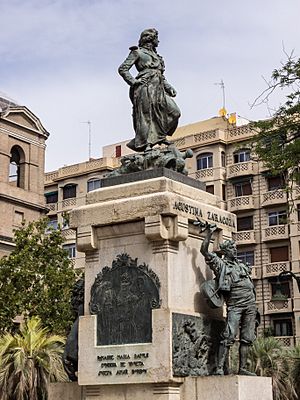 Conjunto Histórico de Zaragoza - P8156090.jpg