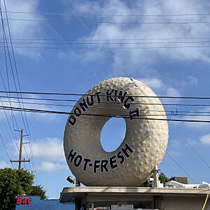 Donut King II in Gardena big donut of California