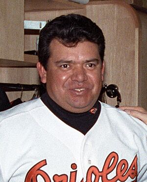 Fernando Valenzuela (42-WHPO-P02240-11).jpg