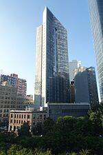 From the N Train td (2023-05-26) 03 - Aurora LIC and Courtyard Marriott LIC.jpg