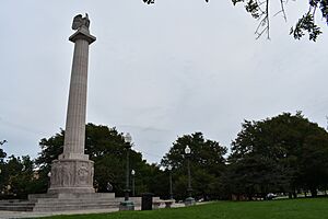 Logan Square Boulevards Historic District - Illinois Centennial Monument
