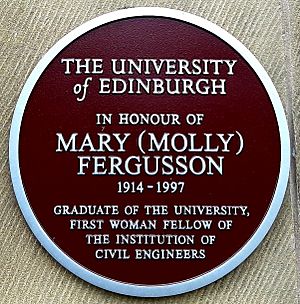 Mary (Molly) Fergusson plaque, Sanderson Building, Edinburgh (48783898066)