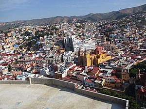 Panorama meksičkoga grada Guanajuatoa
