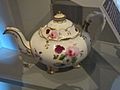 Porcelain teapot, Walker Art Gallery (1)