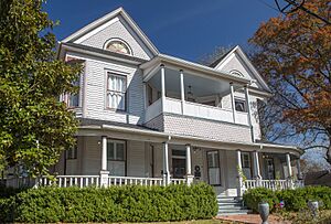 Presiding Elder's House Waxahachie Wiki (1 of 1)