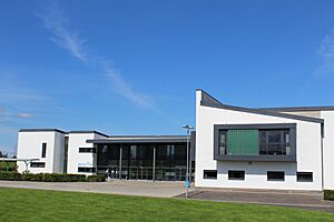 St Benedict's High School, Linwood - geograph.org.uk - 3632743