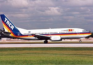 TACA International Airlines Boeing 737-300 JetPix