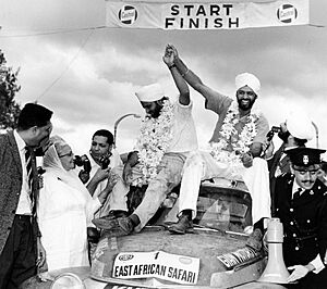 The Singh brothers & Volvo PV 544 Safari Rally 1965 003