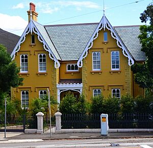 (1)Restored home Oxford Street Woollahra
