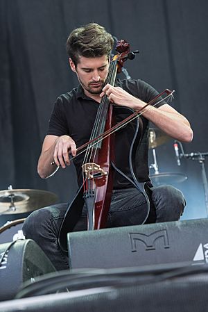 2017 RiP - 2Cellos - Luka Sulic - by 2eight - 8SC1287.jpg