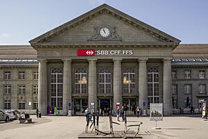 Biel-Bienne Bahnhof Gare