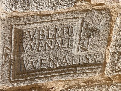 Epígrafe romano de PVBLICIVS IVVENAL