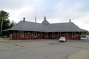 Front view of Walpole Union Station, May 2017