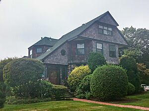 Gardencourt, 10 Gibson Ave. Narragansett