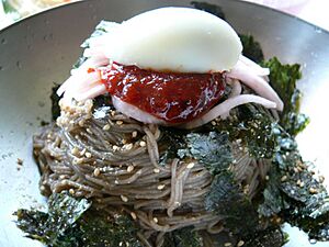 Korean noodles-Makguksu-02