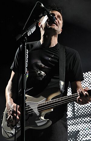 MarkHoppusenvivo2011