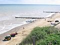 MundesleyBeachInSummer(StephenCraven)Aug2006